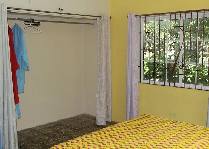 Bed & Breakfast Ritashomeawayfromhome Ocho Rios